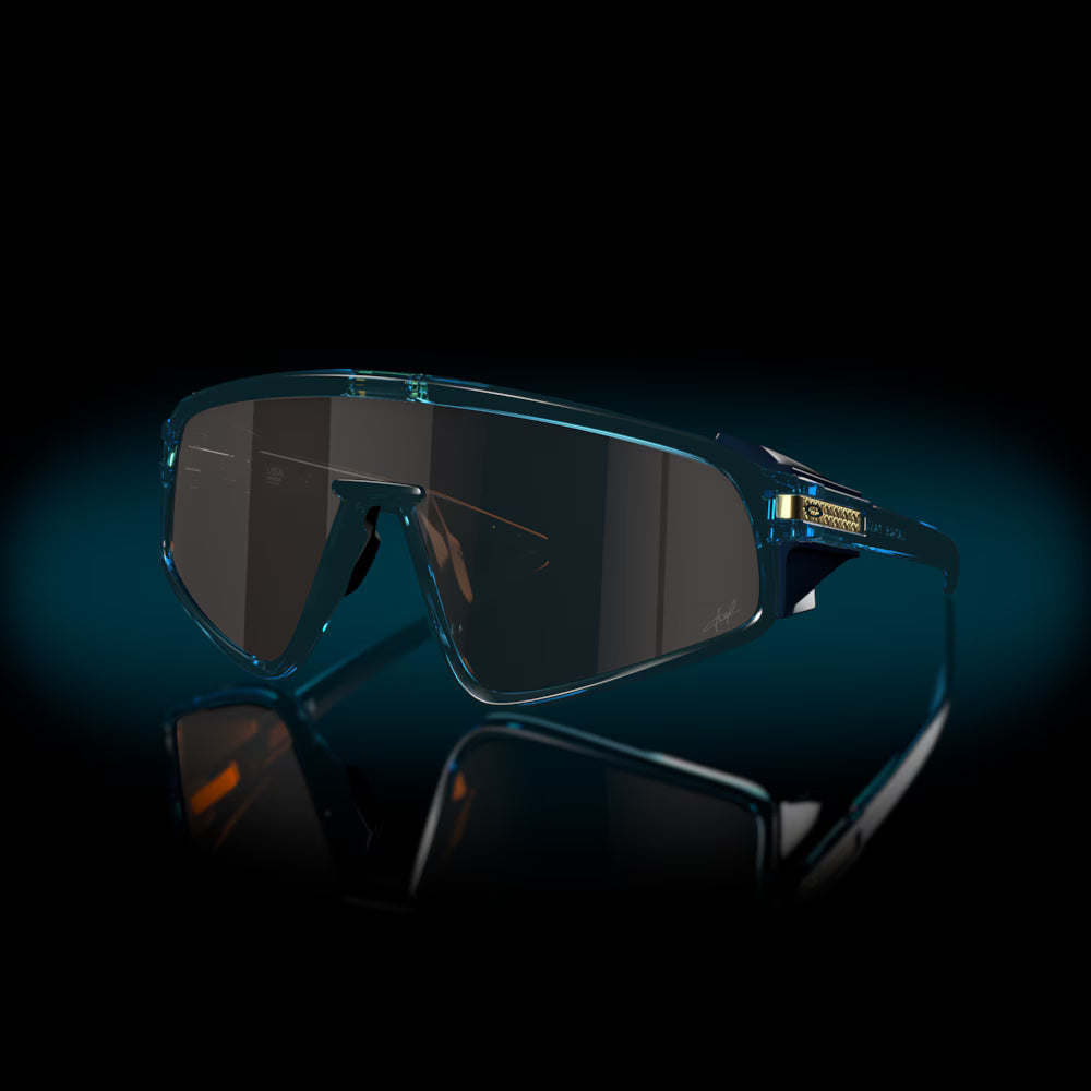 OAKLEY Kylian Mbappé Signature Series Latch™ Panel