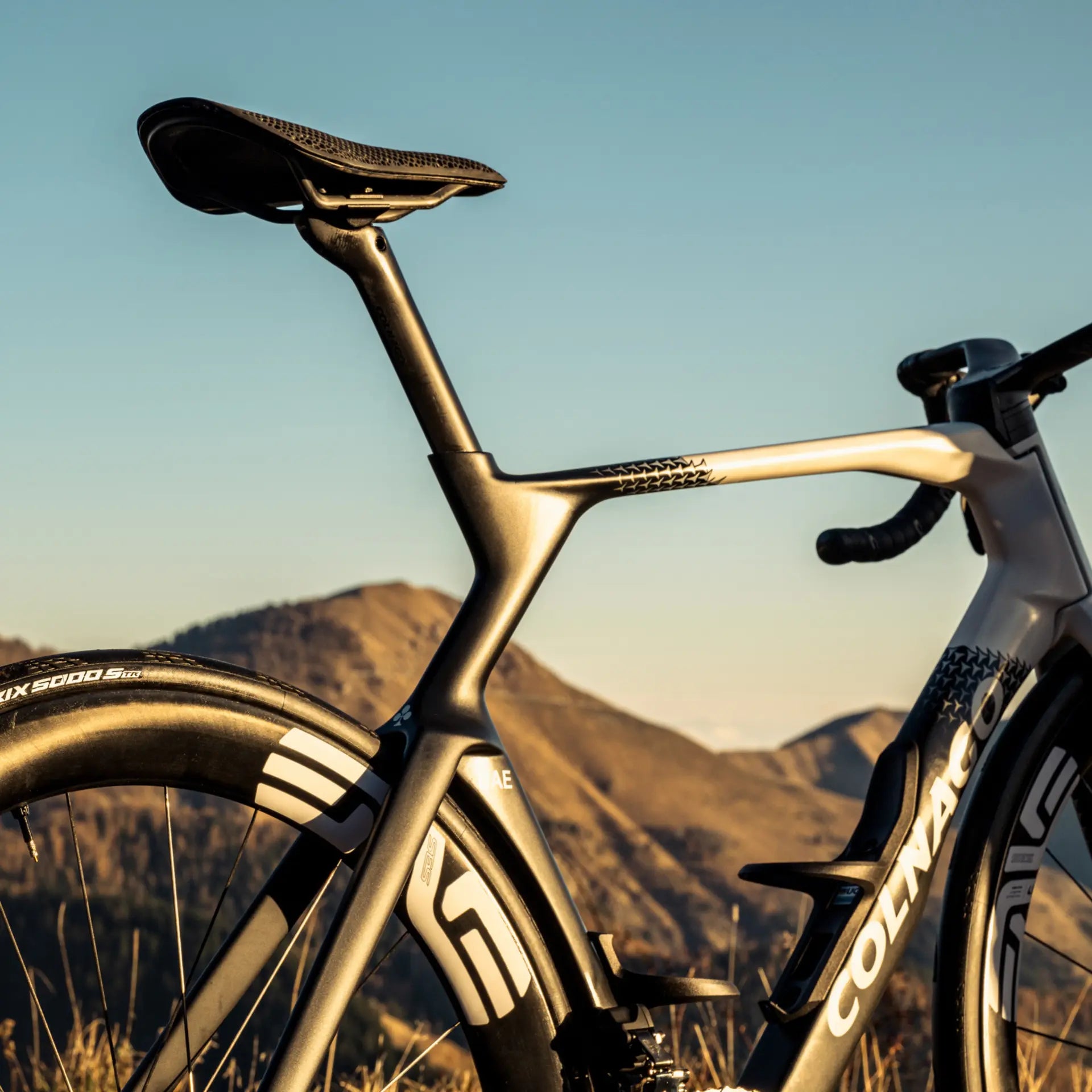 COLNAGO Y1RS SHIMANO ULTEGRA DI2